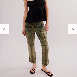 NWOT Free People We The Free Hot In It Moto Pants in Green
